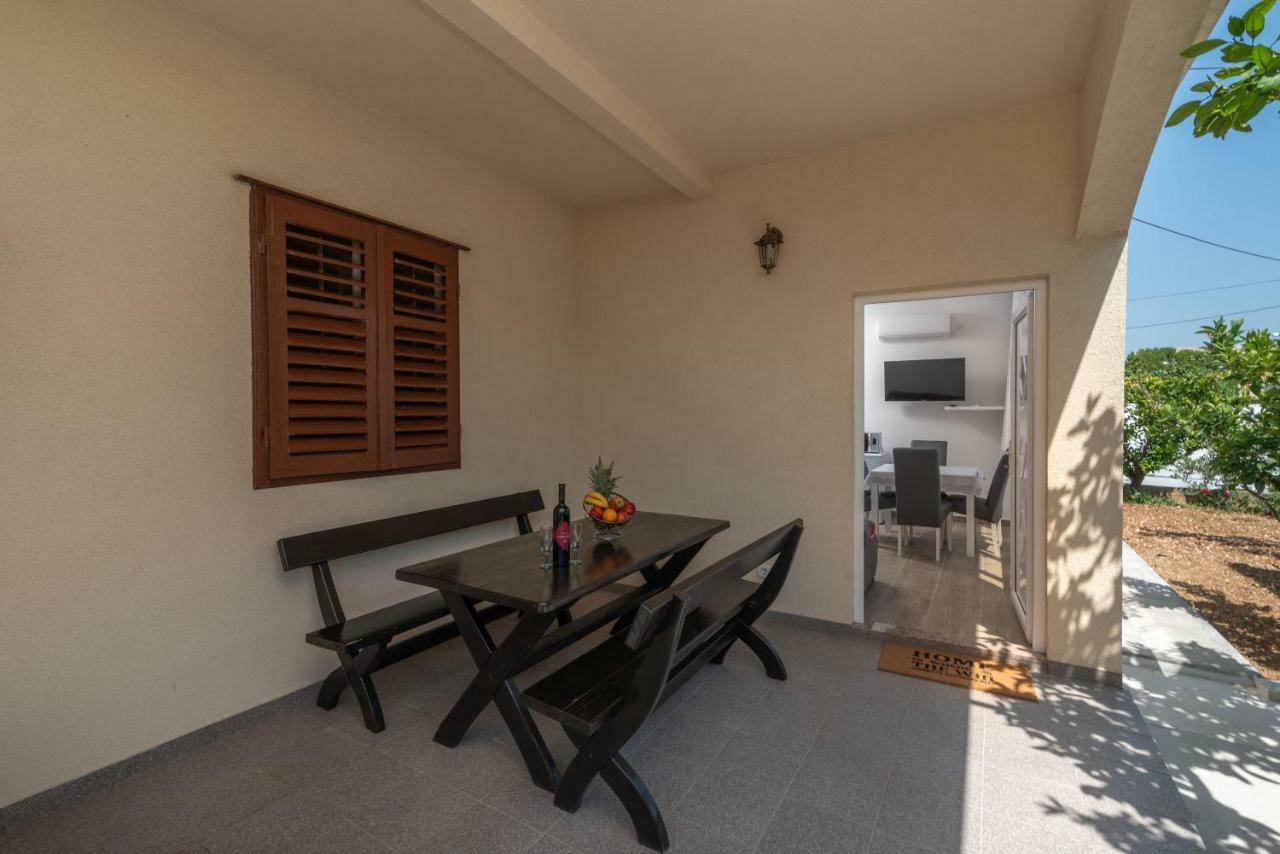 טרוגיר Apartman Niksi מראה חיצוני תמונה