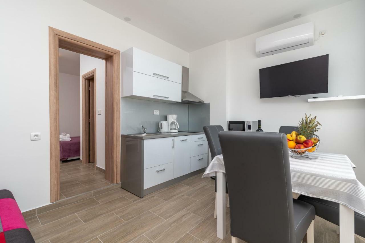 טרוגיר Apartman Niksi מראה חיצוני תמונה