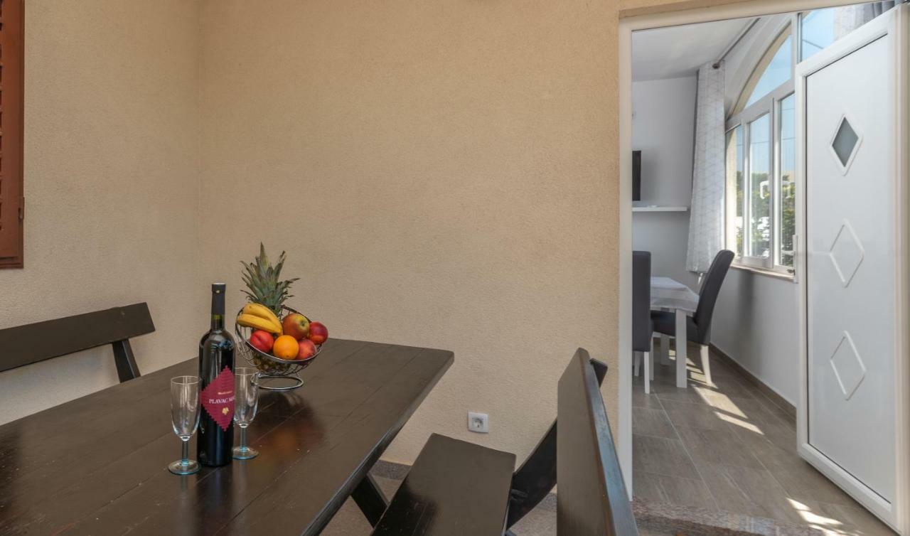 טרוגיר Apartman Niksi מראה חיצוני תמונה